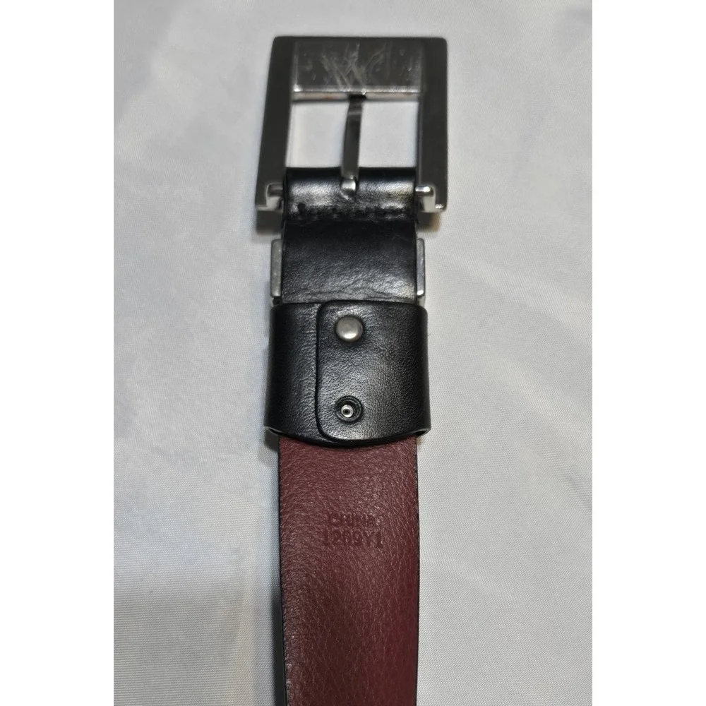 Tiger Woods Leather Mens Belt Silver Tone Buckle Size 42
